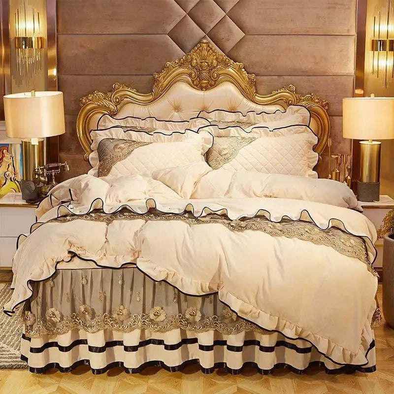 Parure de Lit Luxe en Velours Épais avec Dentelle et Jupe de Lit Matelassée