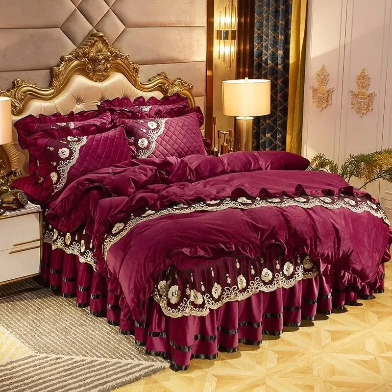 Parure de Lit Luxe en Velours Épais avec Dentelle et Jupe de Lit Matelassée