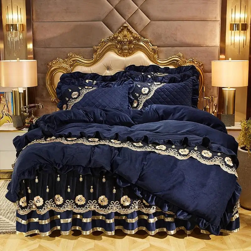 Parure de Lit Luxe en Velours Épais avec Dentelle et Jupe de Lit Matelassée