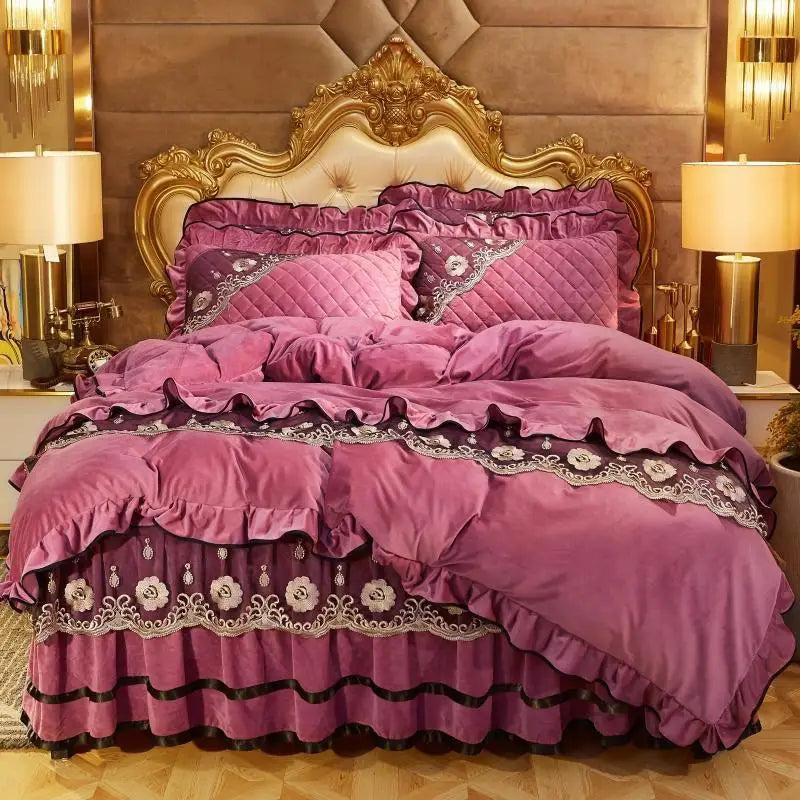 Parure de Lit Luxe en Velours Épais avec Dentelle et Jupe de Lit Matelassée